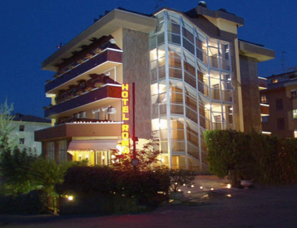 Hotel Roma Сальсомаджоре-Терме Экстерьер фото